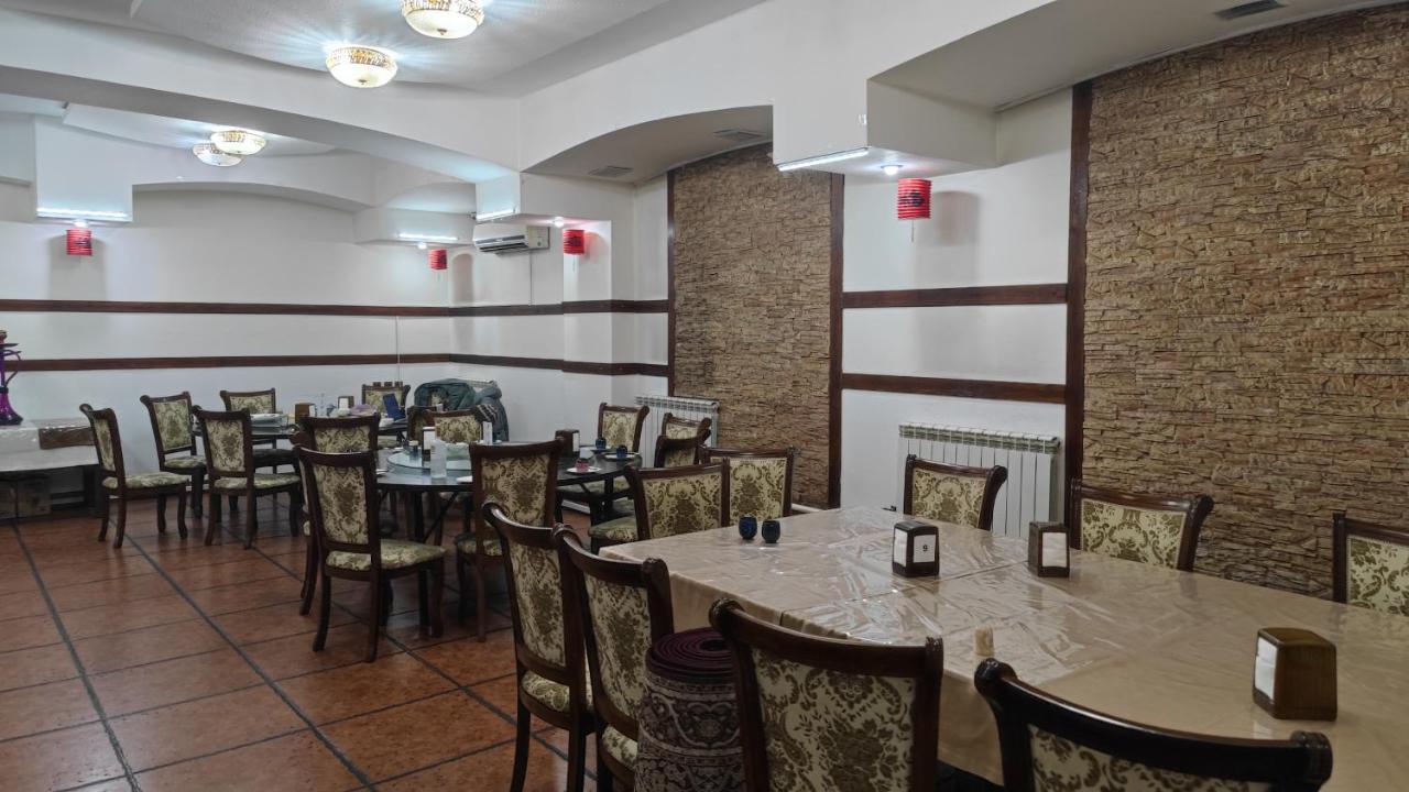 Bishkek Villa Hotel ภายนอก รูปภาพ