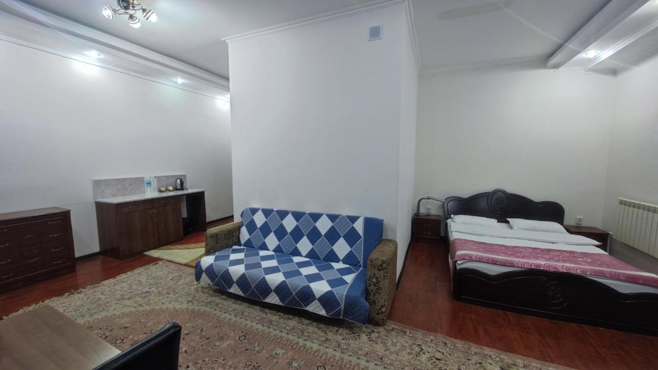 Bishkek Villa Hotel ภายนอก รูปภาพ