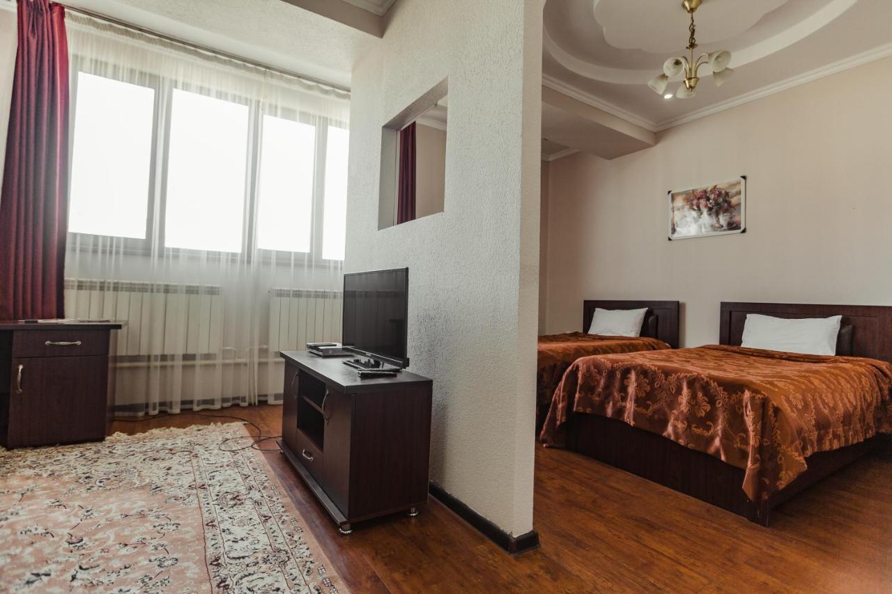 Bishkek Villa Hotel ภายนอก รูปภาพ